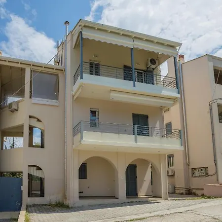 Διαμέρισμα Irida's *